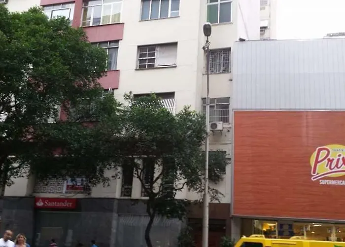Apartamento Quadra Da Praia Em Copacabana