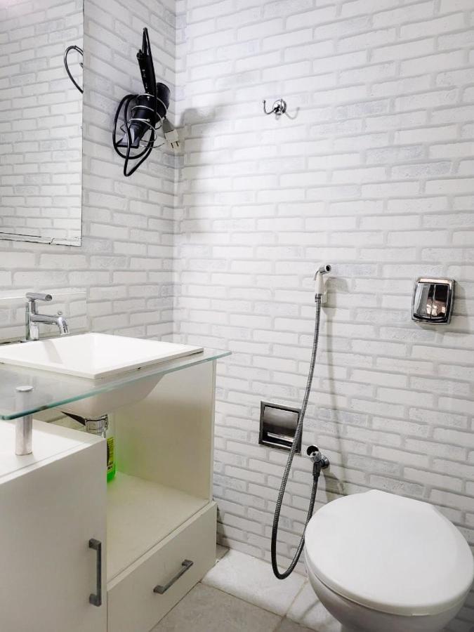 Apartamento Quadra Da Em Copacabana *